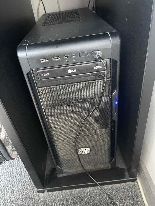 Геймърски компютър i7/ 32GB RAM/ GTX 1060 + монитор