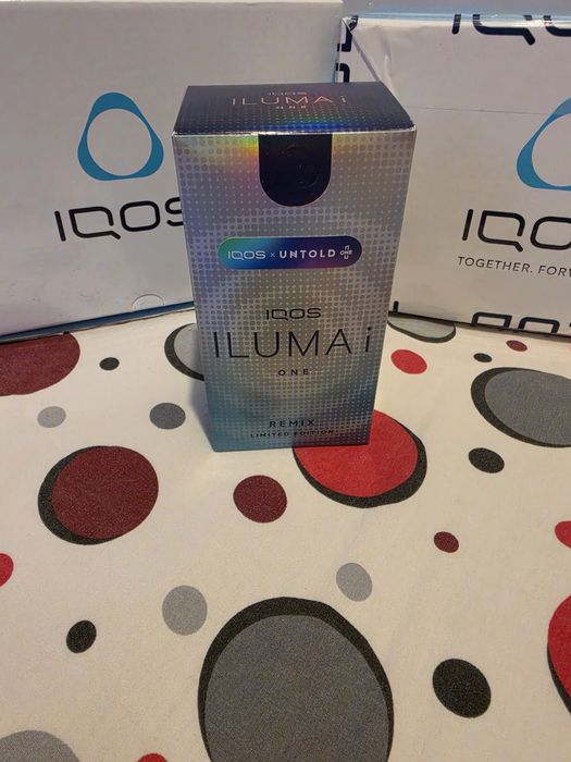 Vand husă/geantă turcoaz si Iqos Iluma One Editie Limitata Nou
