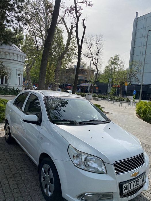 Nexia 3 M/T sotiladi