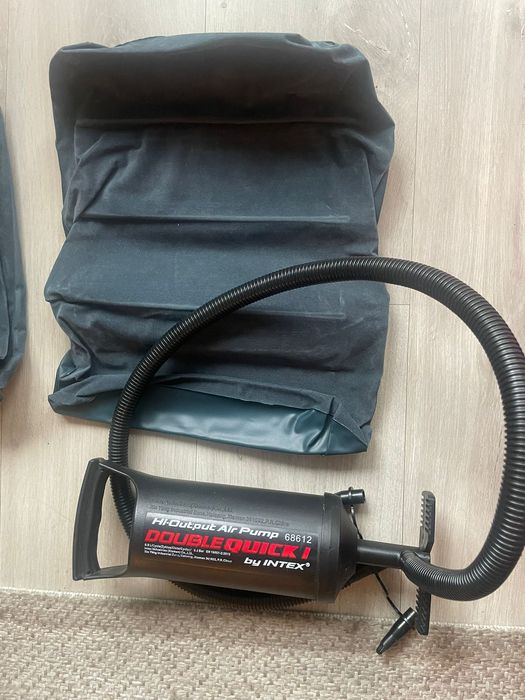 Saltea gonflabila de camping (de 2 persoane) + perne + pompa