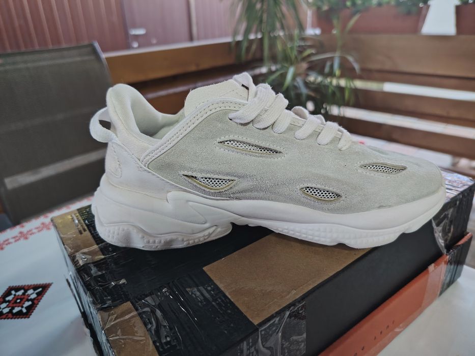 Adidas Osweego in stare impecabilă