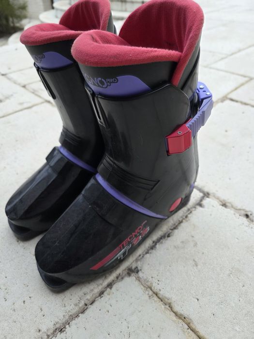 Clăpari mărimea 36-37, stare foarte bună