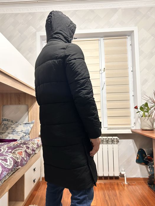 Ер адамның курткасы сатылады