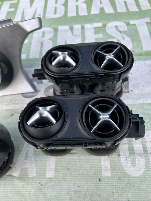 Grilă bord  ventilație aer Mercedrs X Class