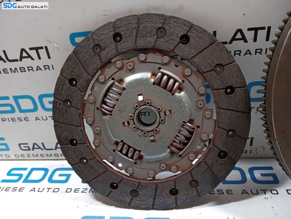 Kit Ambreiaj Volanta Masa Simpla Disc Placa Presiune Volkswagen Polo 9N 1.6 2002 - 2008 Cod 030105271D [M7022]