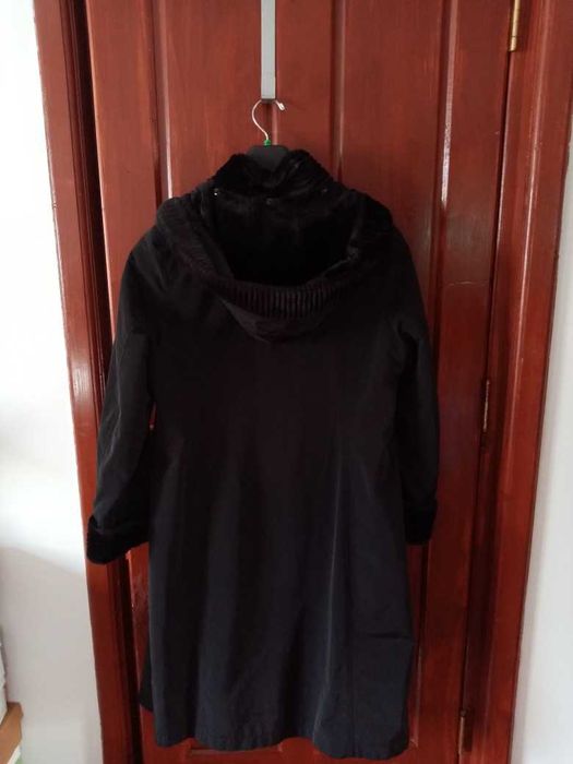 palton superb  cu 2 fete una imbanita și alta din  fis