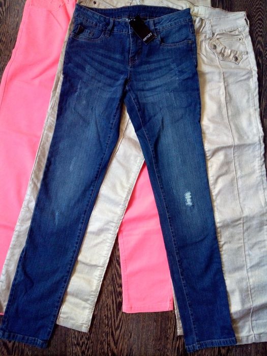 Бял гащеризон S-ка BERSHKA, дамски панталони-S,M/цени в описанието