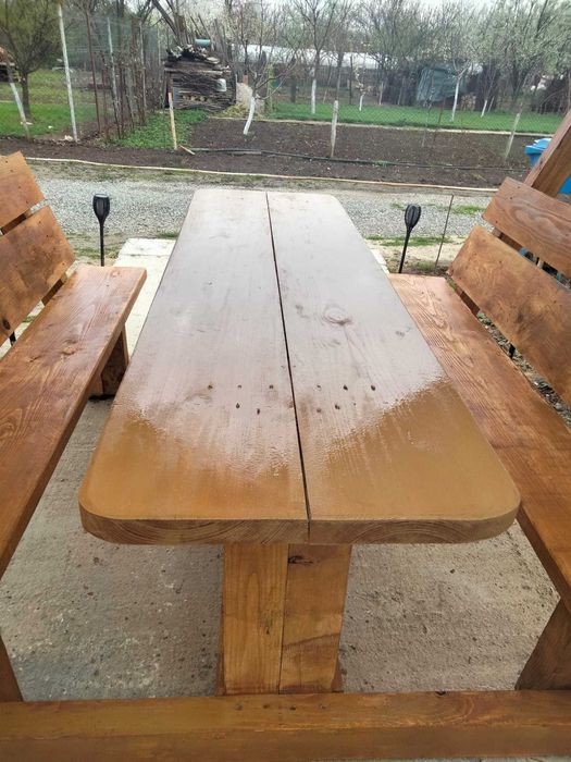 Foisor ptr gradina din lemn masiv vopsit cu oskar disponibil imediat