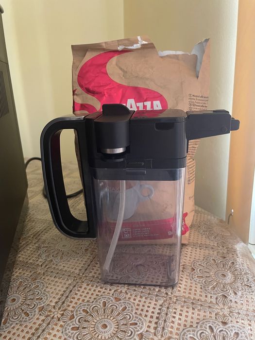 Aвтоматична кафемашина Saeco Incanto Deluxe