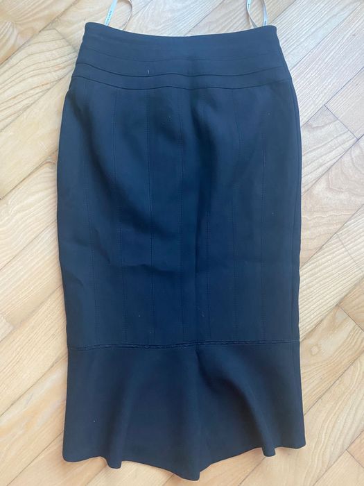 Нова елегантна пола Karen Millen, до коляното, размер S