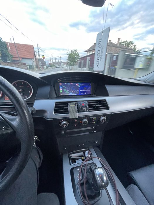 Vând BMW E60, motor 2.5, cutie automată, mașină personală, îngrijită și întreținută.