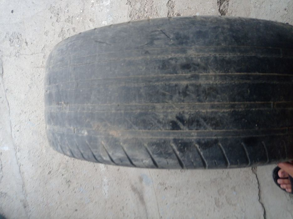 Летние 4 шины размер 215/55R17