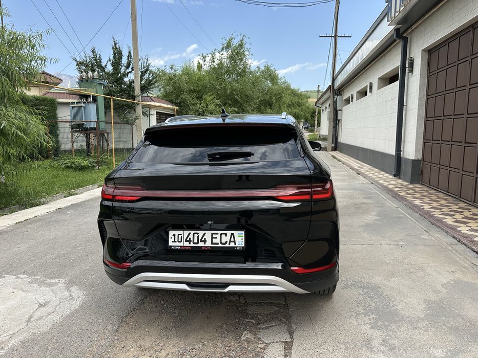 BYD Chempion sotiladi 2024 gibrid