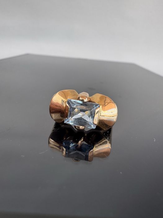 Inel din aur 18 k si acvamarin