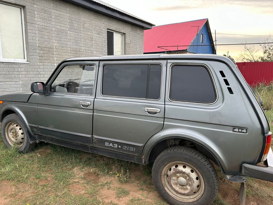 Нива 5 дверьная