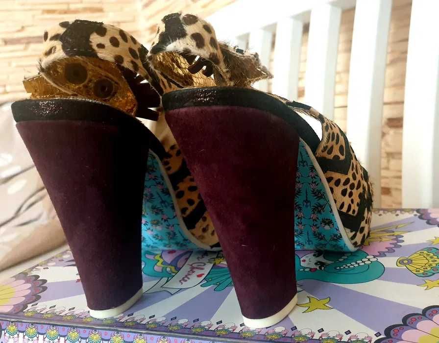 Сандали Irregular Choice тигрови