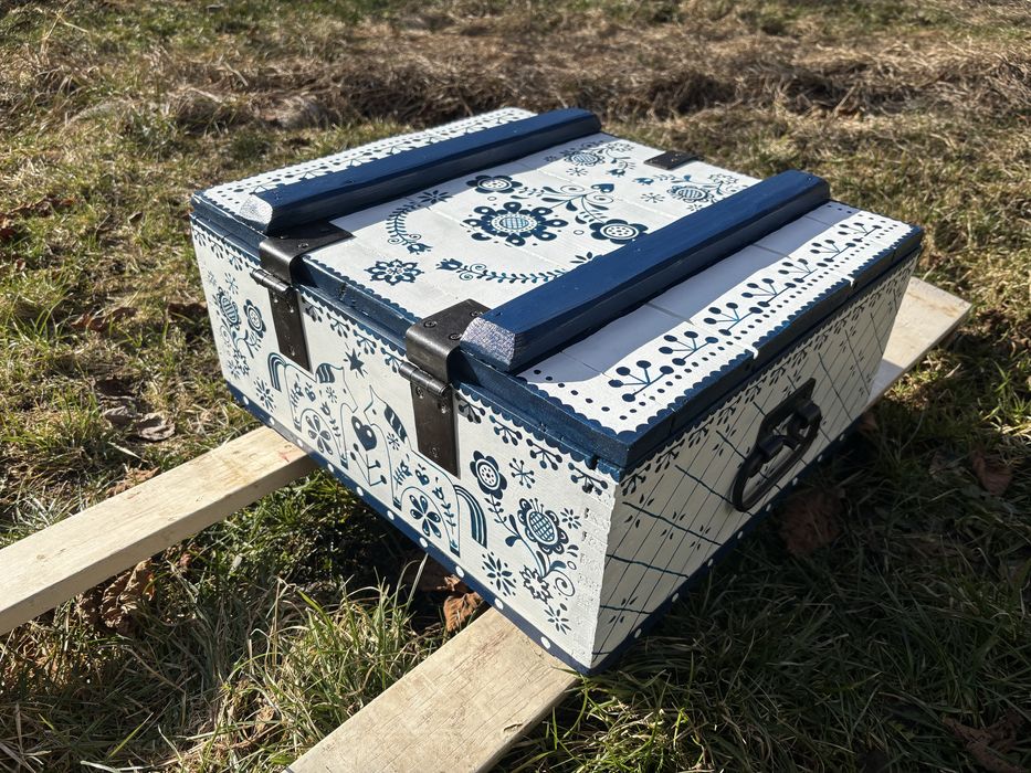 Set 2 Lăzi Pictate Manual – Design Nordic / Măsuțe Cafea / Noptiere