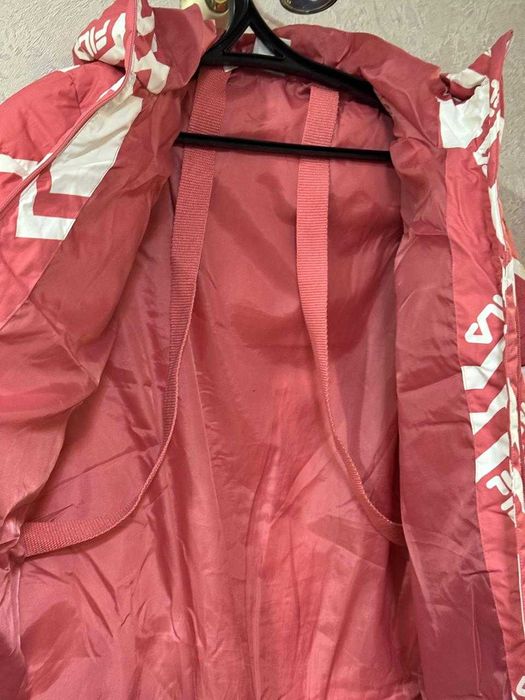 Продам детский пуховик FILA