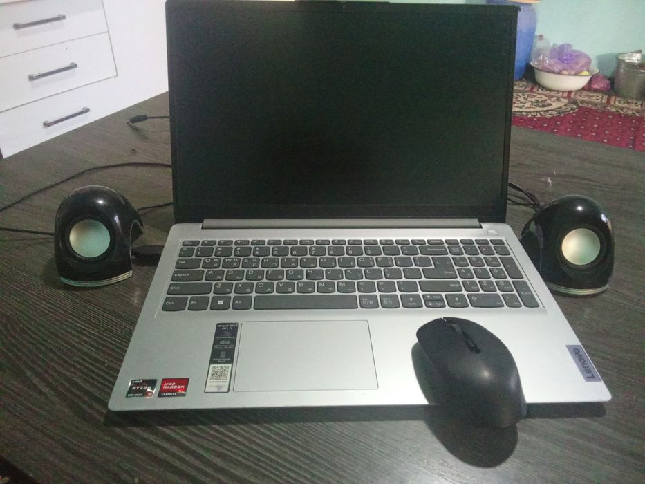 Lenovo noutbuk Home-PC komplekt