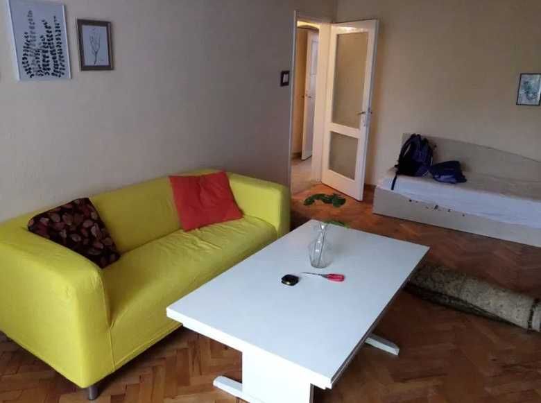 Дава се под наем Двустаен апартамент в София, Надежда 4 - 60 кв.м за 323.85 € - Снимка #1