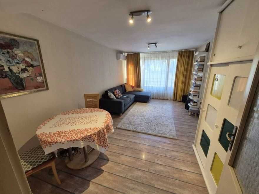 Дава се под наем Тристаен апартамент в София, Лагера - 104 кв.м за 618.12 € - Снимка #1