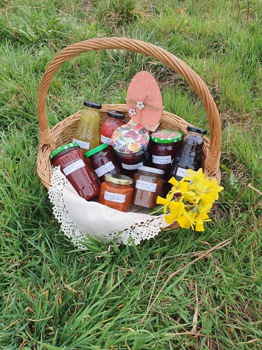 Cos de Paste cu produse alimentare BIO