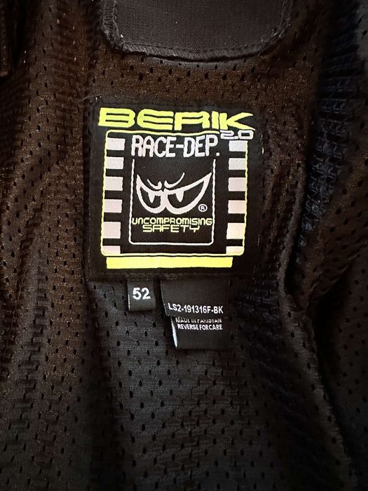 Мото екип BERIK 52