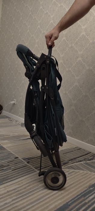 Прогулочная коляска Pituso