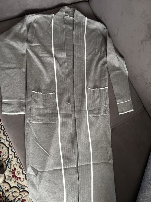 Костюм серый (новый)