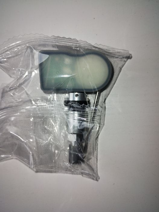 Универсален датчик сензор за гуми