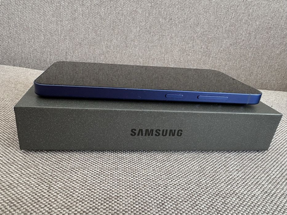 Samsung S25 Navy 256 GB