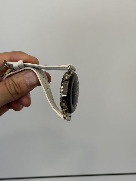 Продавам Huawei watch GT6