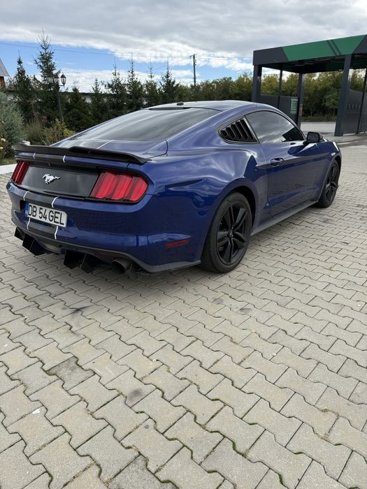 Ford Mustang 2.3 EcoBoost - 317 cp