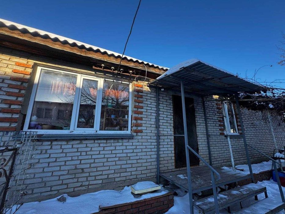 Продам дом по Летунова в районе Автодома