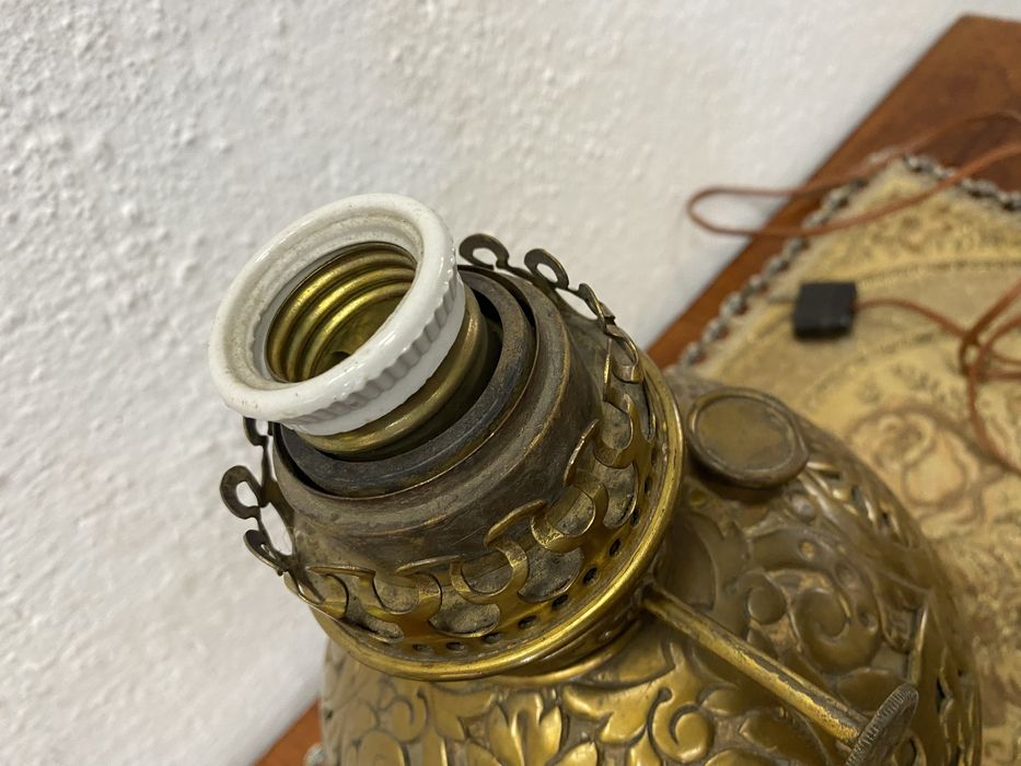 Стара френска лампа от месинг