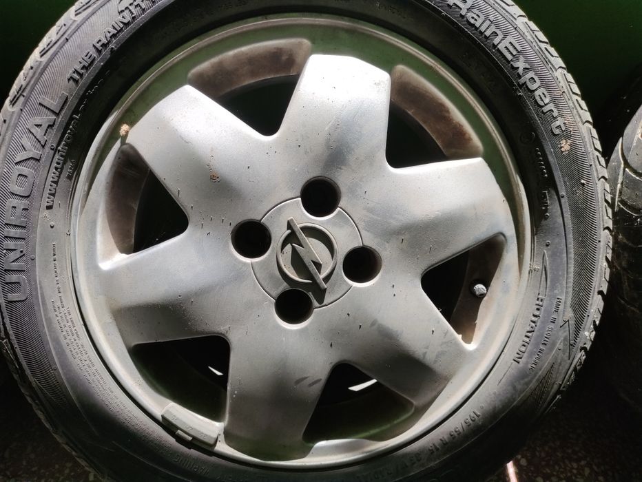 Джанти Опел Астра и гуми 225/55 R18