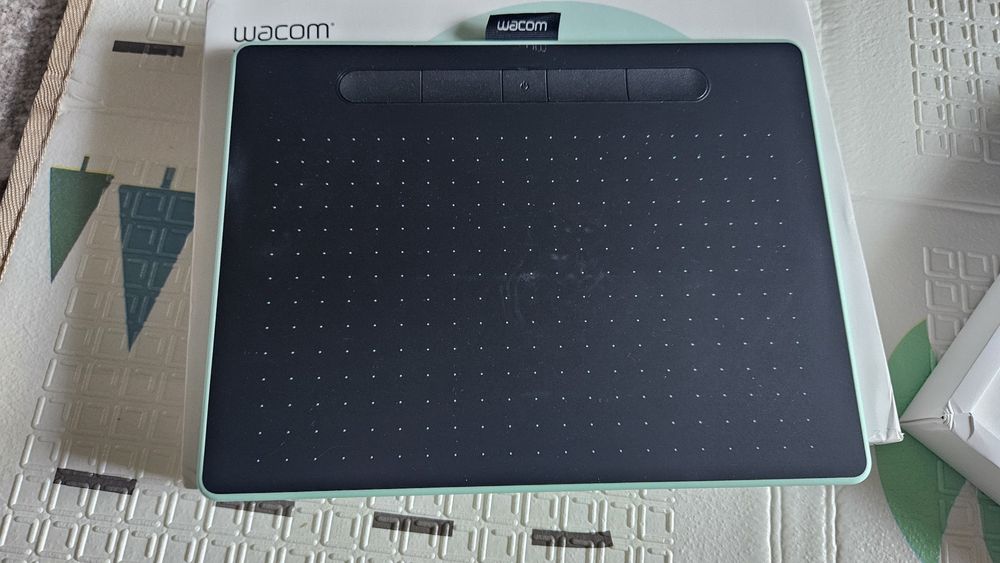 Tableta grafica Wacom intuos M pistachio