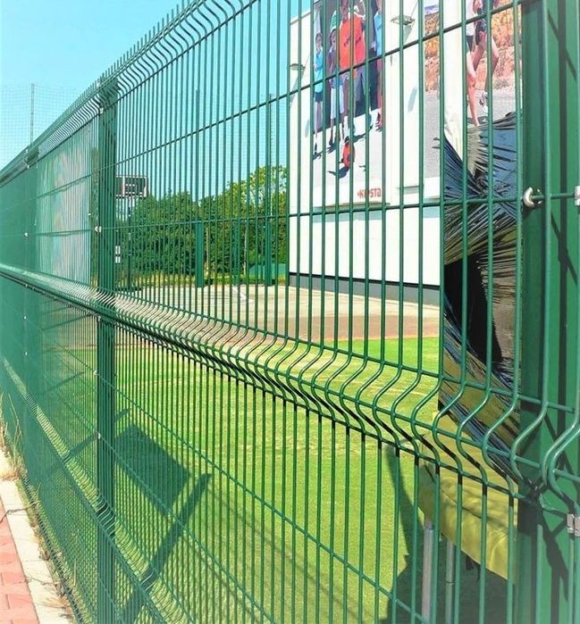 Facem garduri din plasa borduroasa