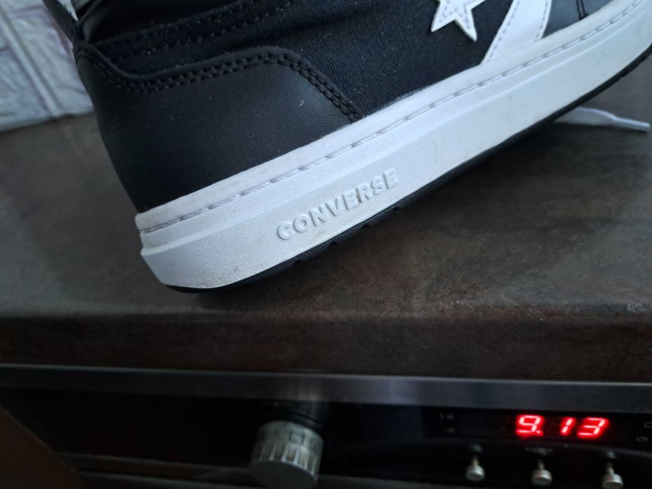 мъжки маратонки,кецове,спортни кожени обувки,,ном.41,Converse