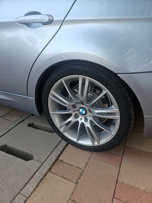Vând  BMV  seria 3 E 90  Facelift 318d