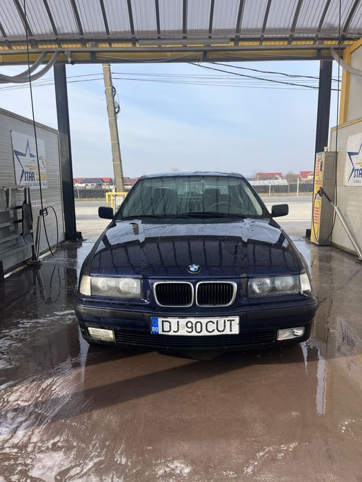 Vand sau SCHIMB cu motocicleta