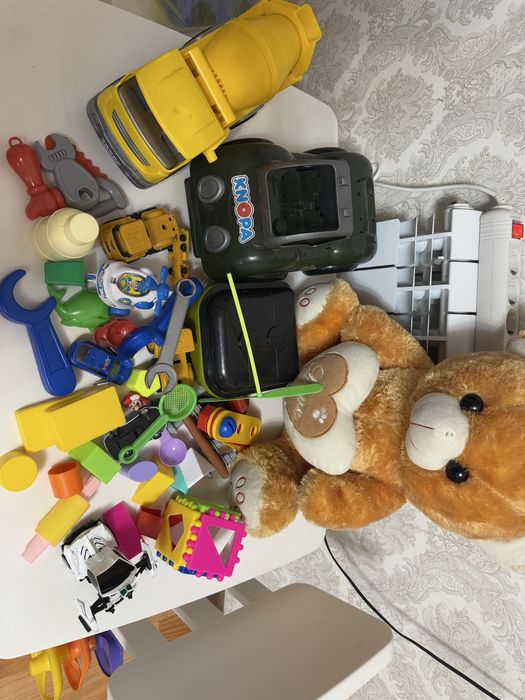 Продам Пакет игрушек