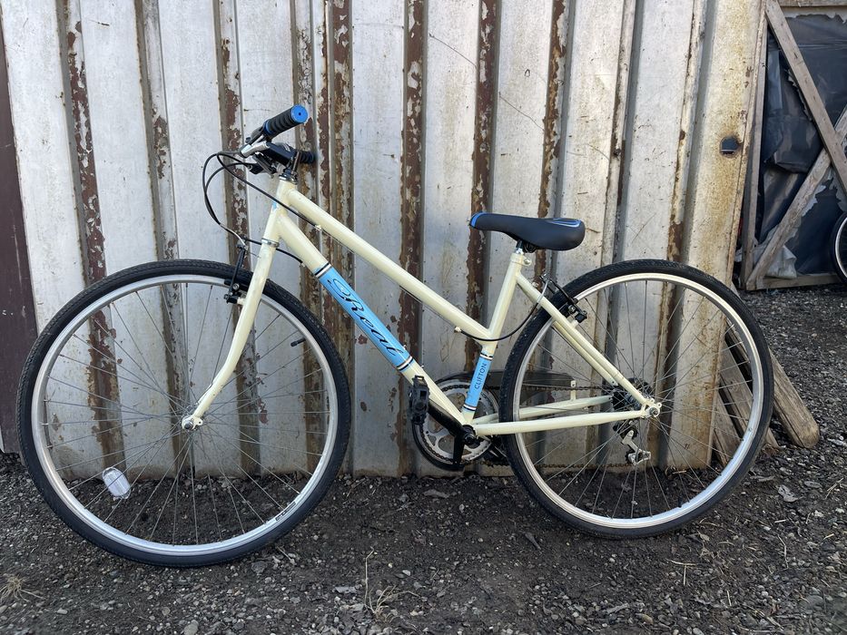 Bicicleta cadru dama real roti 28”