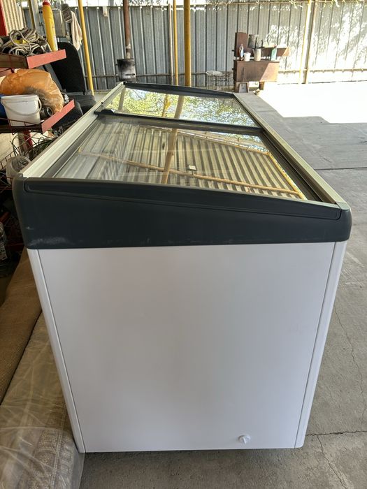 продам морозильник Almagreen