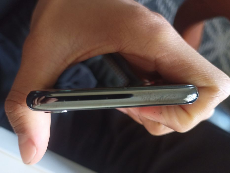 iPhone x LLA sotiladi