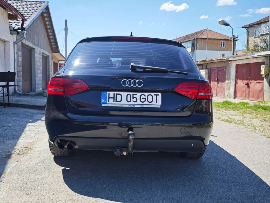 Vand Audi A4,B8, negru, an de fabricatie 2009