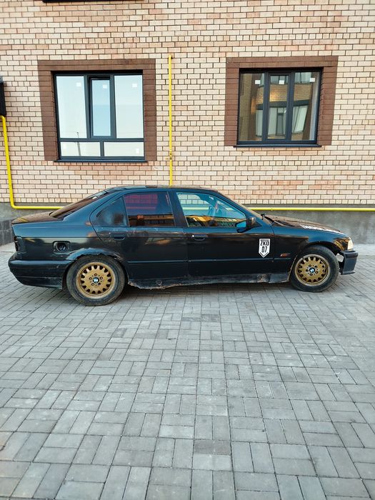 BMW 320i мотор 2.5