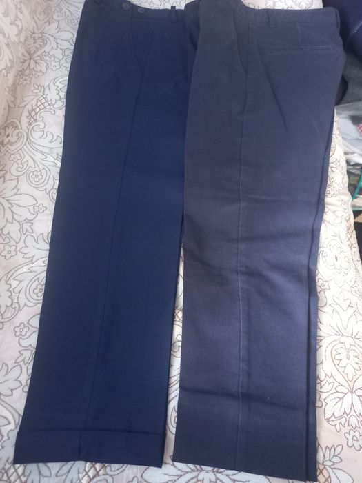 Продам школьные брюки