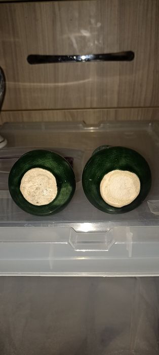 Продаю маленькие вазочки