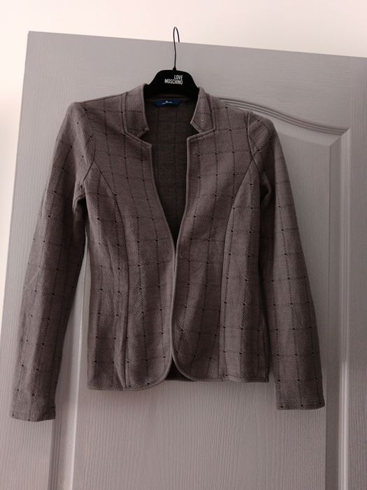 Blazer dama impecabil